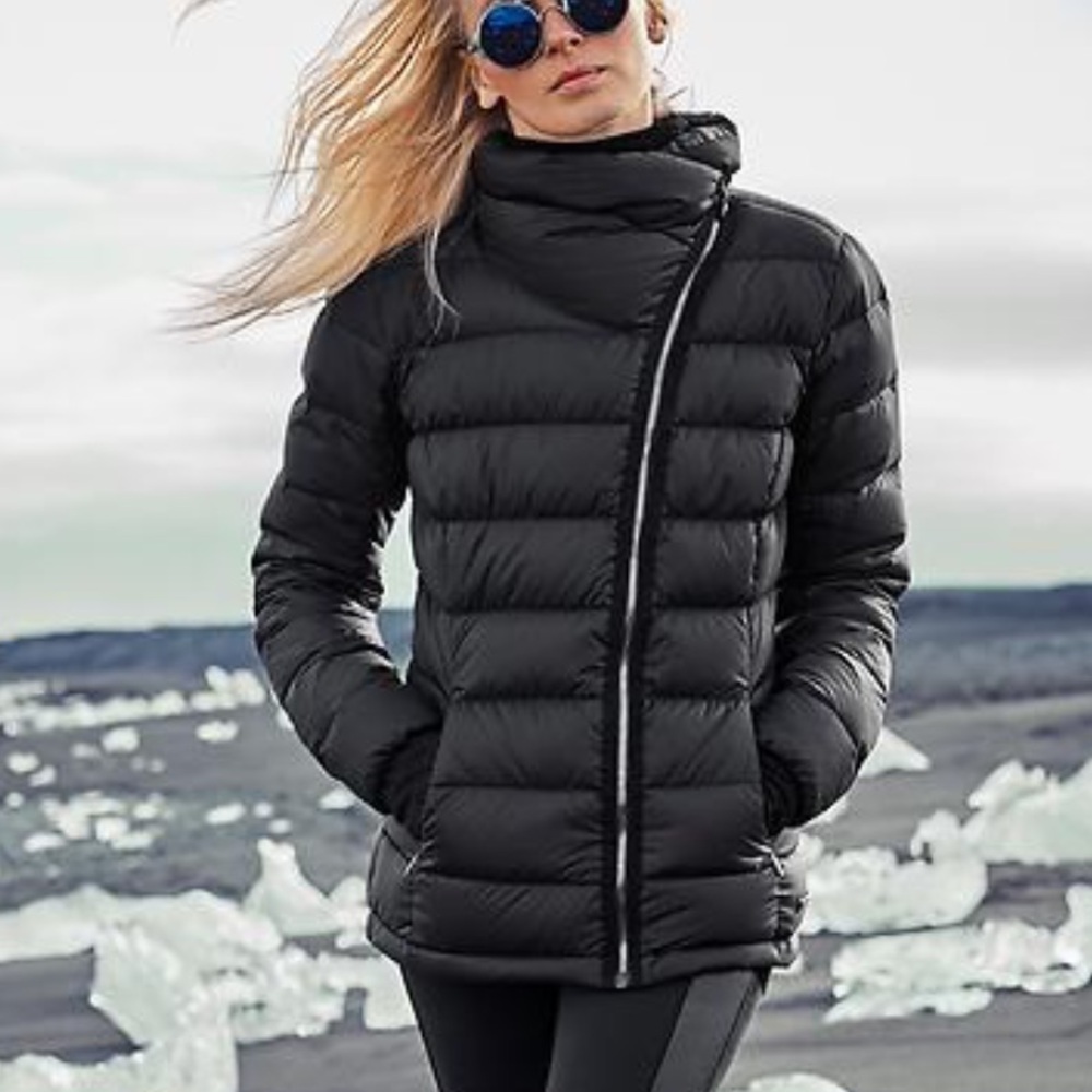Athleta Sleek Black Puffer Jacket